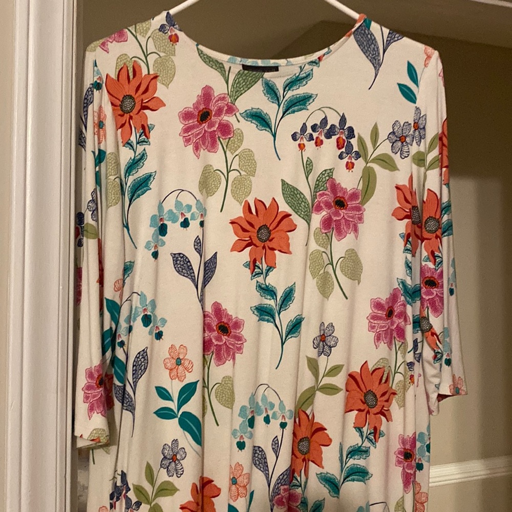 Perfect dress for work or school! So comfortable and stretchy material.